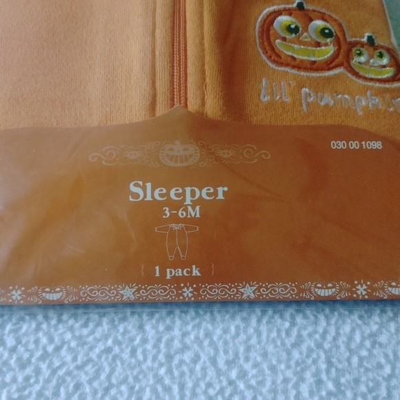 Baby Boy Girl Halloween Sleeper 3-6 Months Orange Pumpkin Target New in Package - Picture 3 of 4